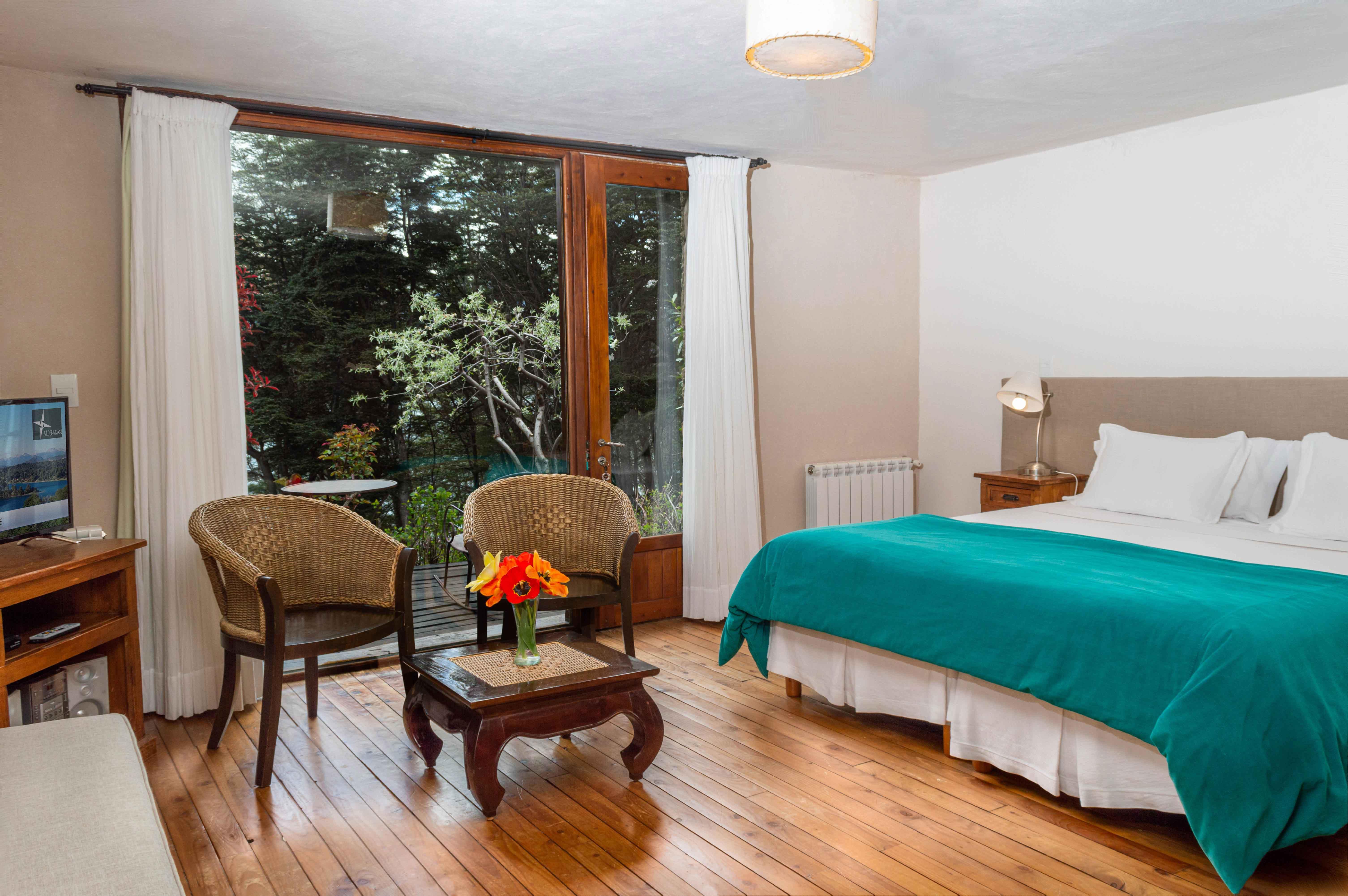 Aldebaran & 4* San Carlos de Bariloche